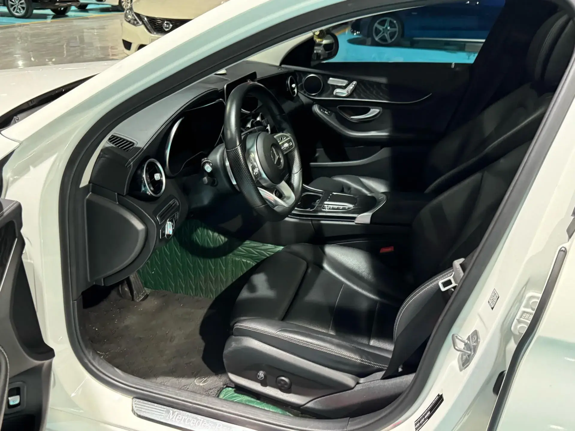 2020 MERCEDES-BENZ C thumbnail 4