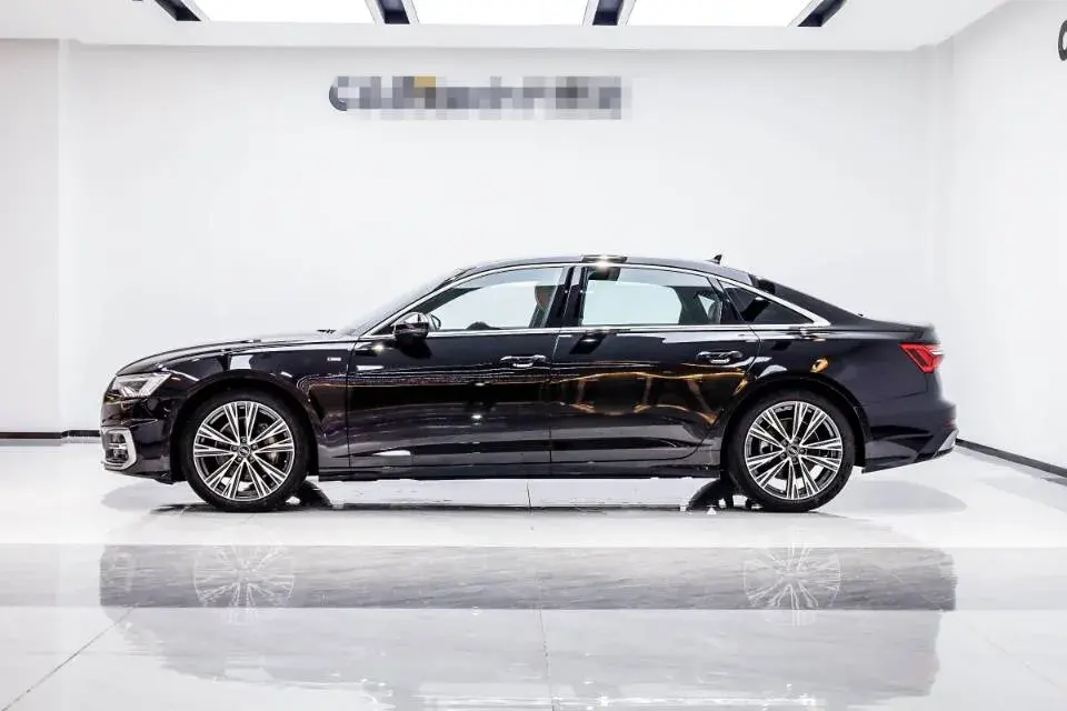 2024 AUDI A6L thumbnail 3