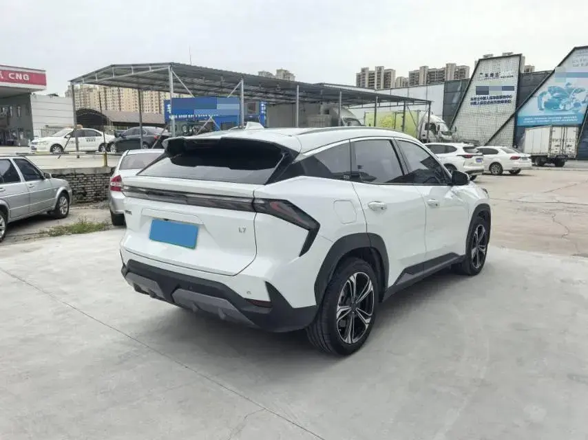 2023 GEELY GALAXY thumbnail 4