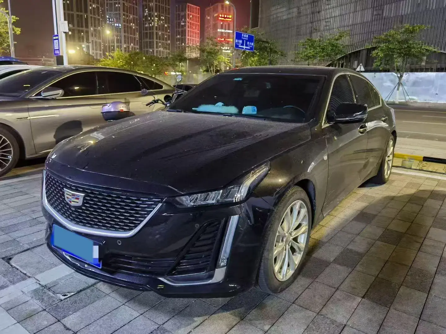 2022 CADILLAC CT5 view 1