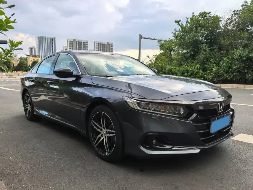 2022 HONDA ACCORD thumbnail 3