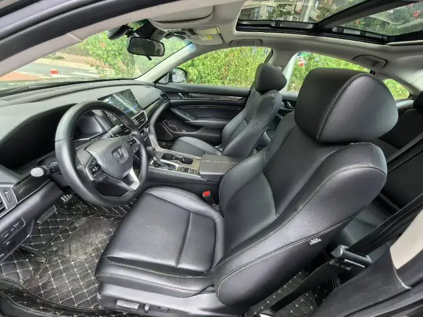 2022 HONDA ACCORD thumbnail 4