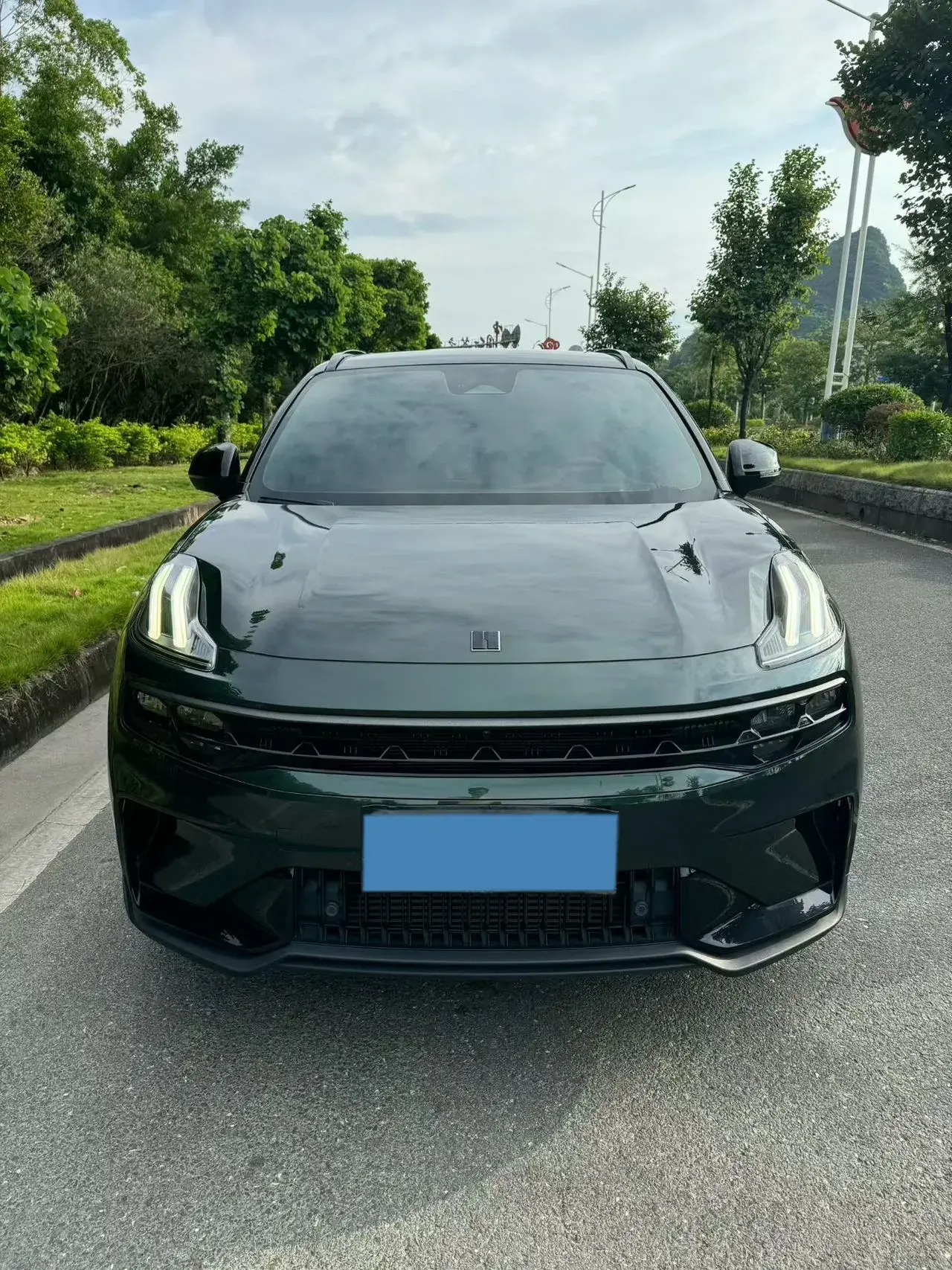 2023 LYNK&CO 06 thumbnail 3