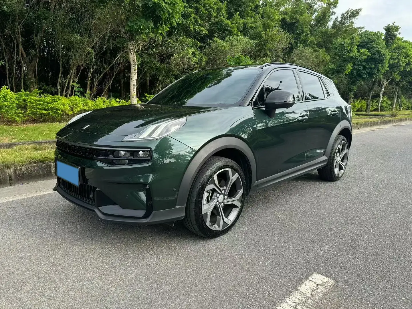 2023 LYNK&CO 06 view 1