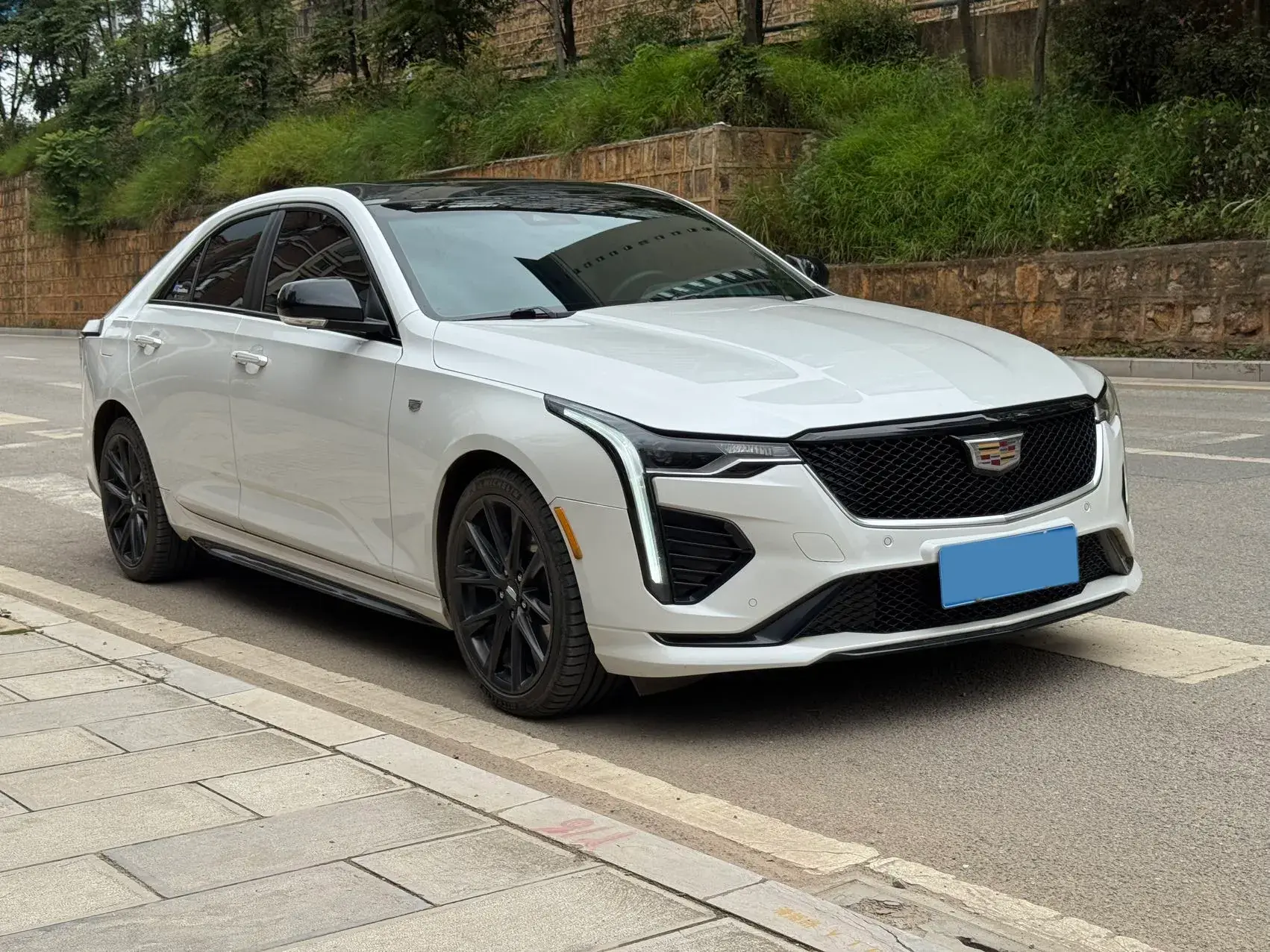 2023 CADILLAC CT4 thumbnail 3