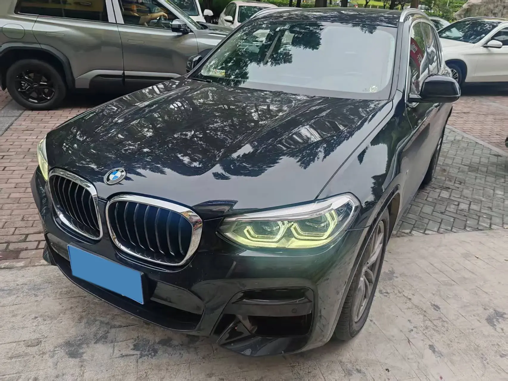 2021 BMW X3 view 1