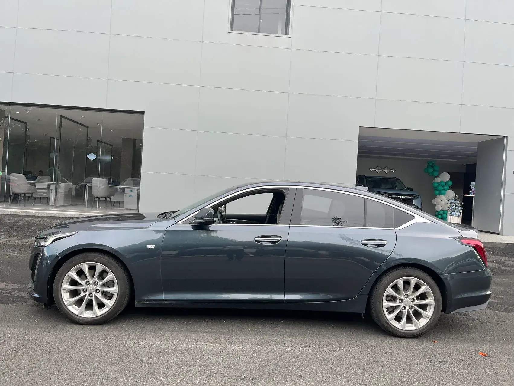 2021 CADILLAC CT5 thumbnail 3