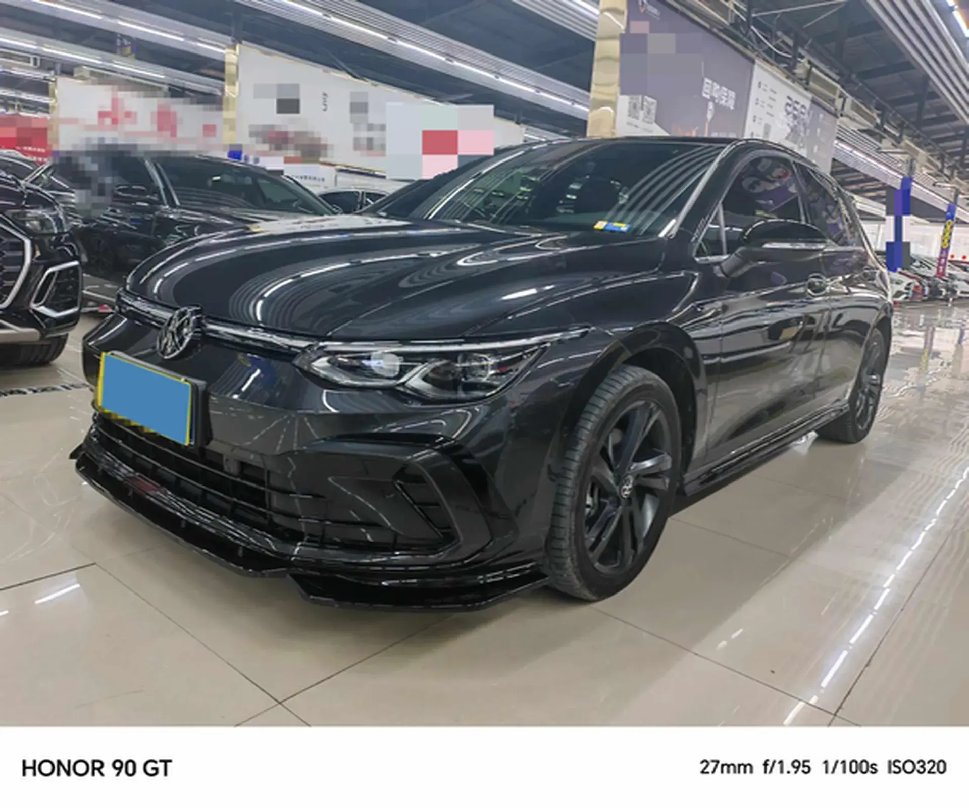 2023 VOLKSWAGEN GOLF view 1