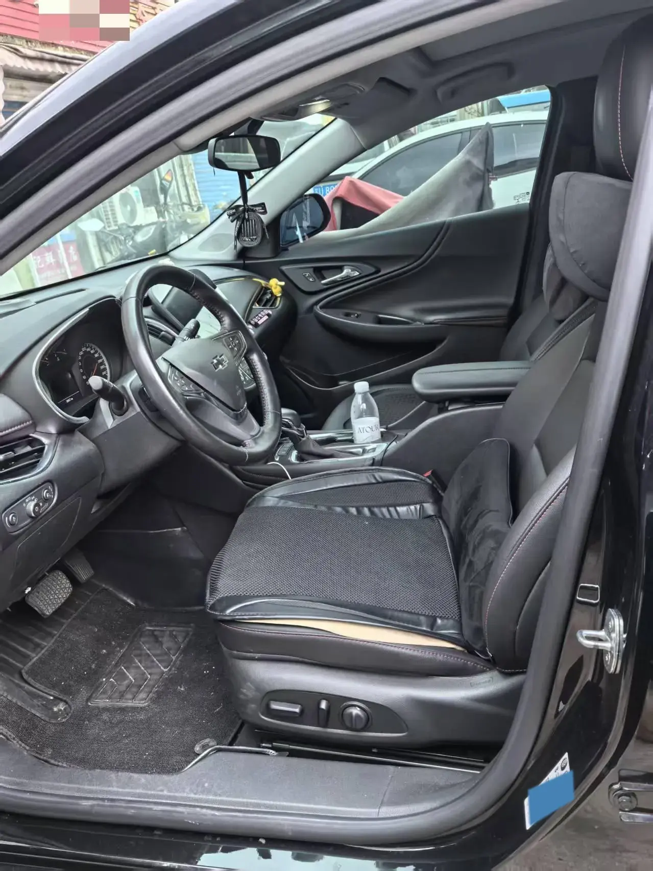 2022 CHEVROLET MALIBU thumbnail 4