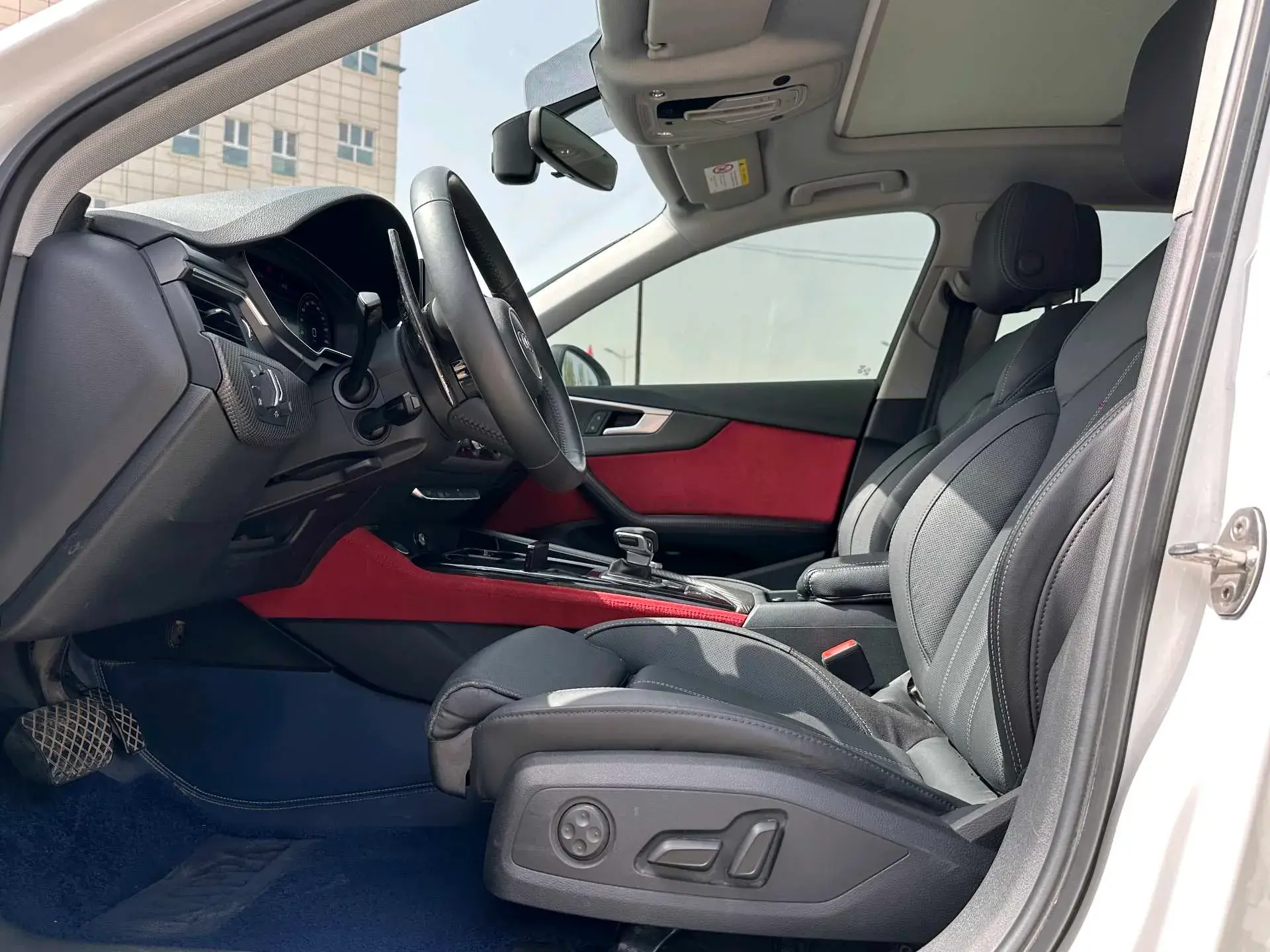 2020 AUDI A4L thumbnail 4