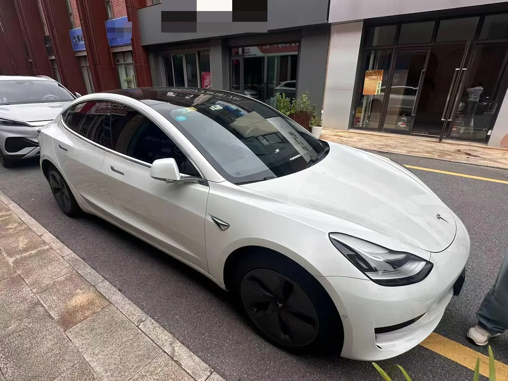 2020 TESLA MODEL thumbnail 2