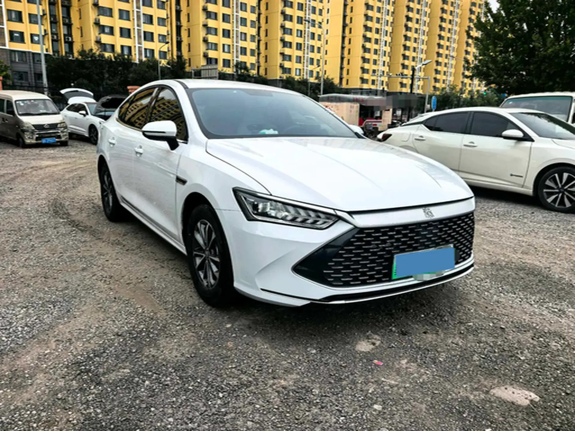 2021 BYD QIN thumbnail 2