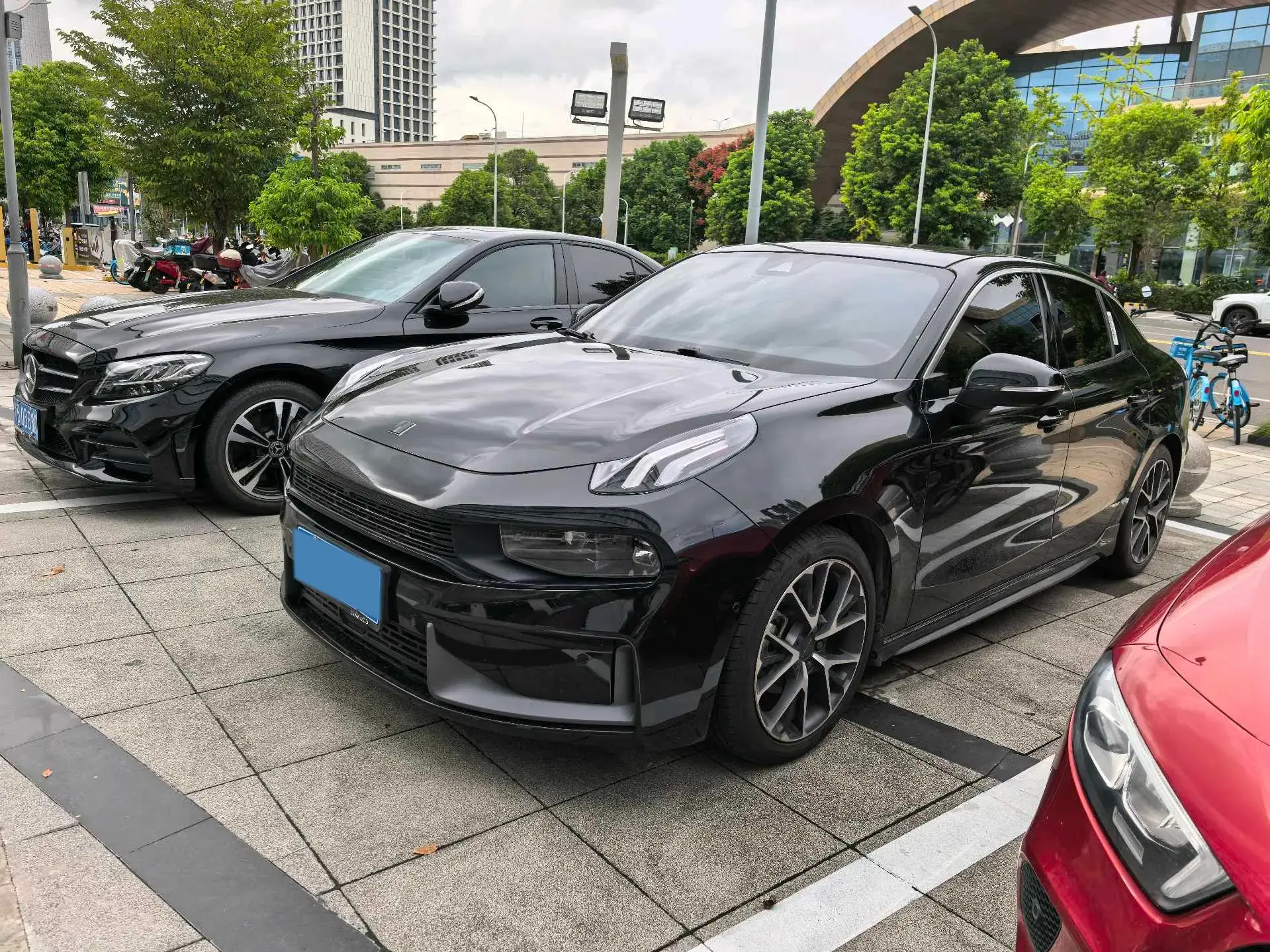 2022 LYNK&CO 03 view 1