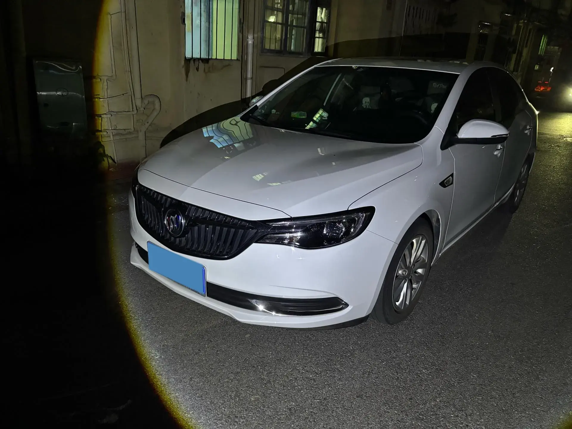 2021 BUICK EXCELLE view 1