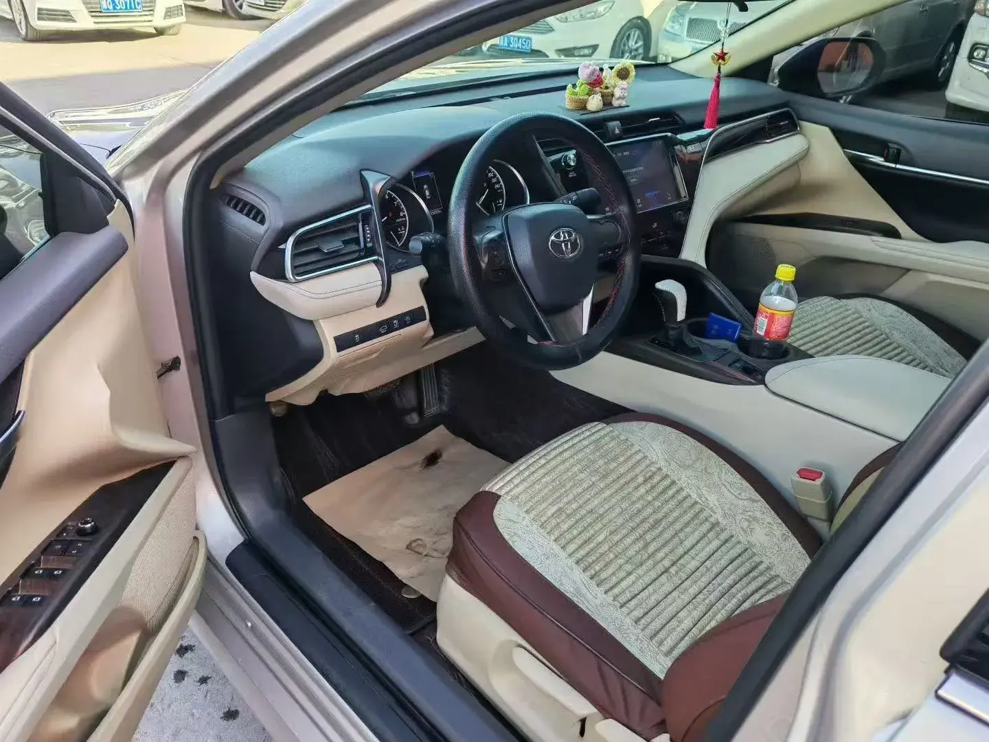 2019 TOYOTA CAMRY thumbnail 3