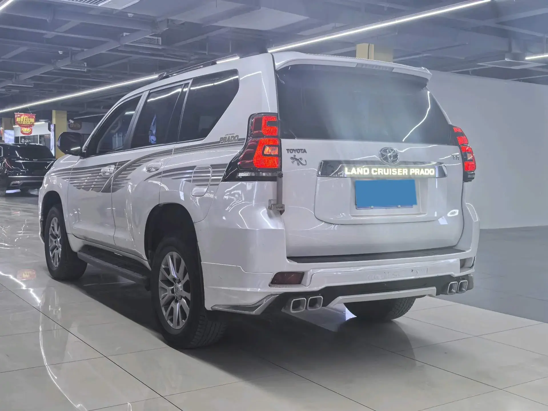 2018 TOYOTA LAND thumbnail 4