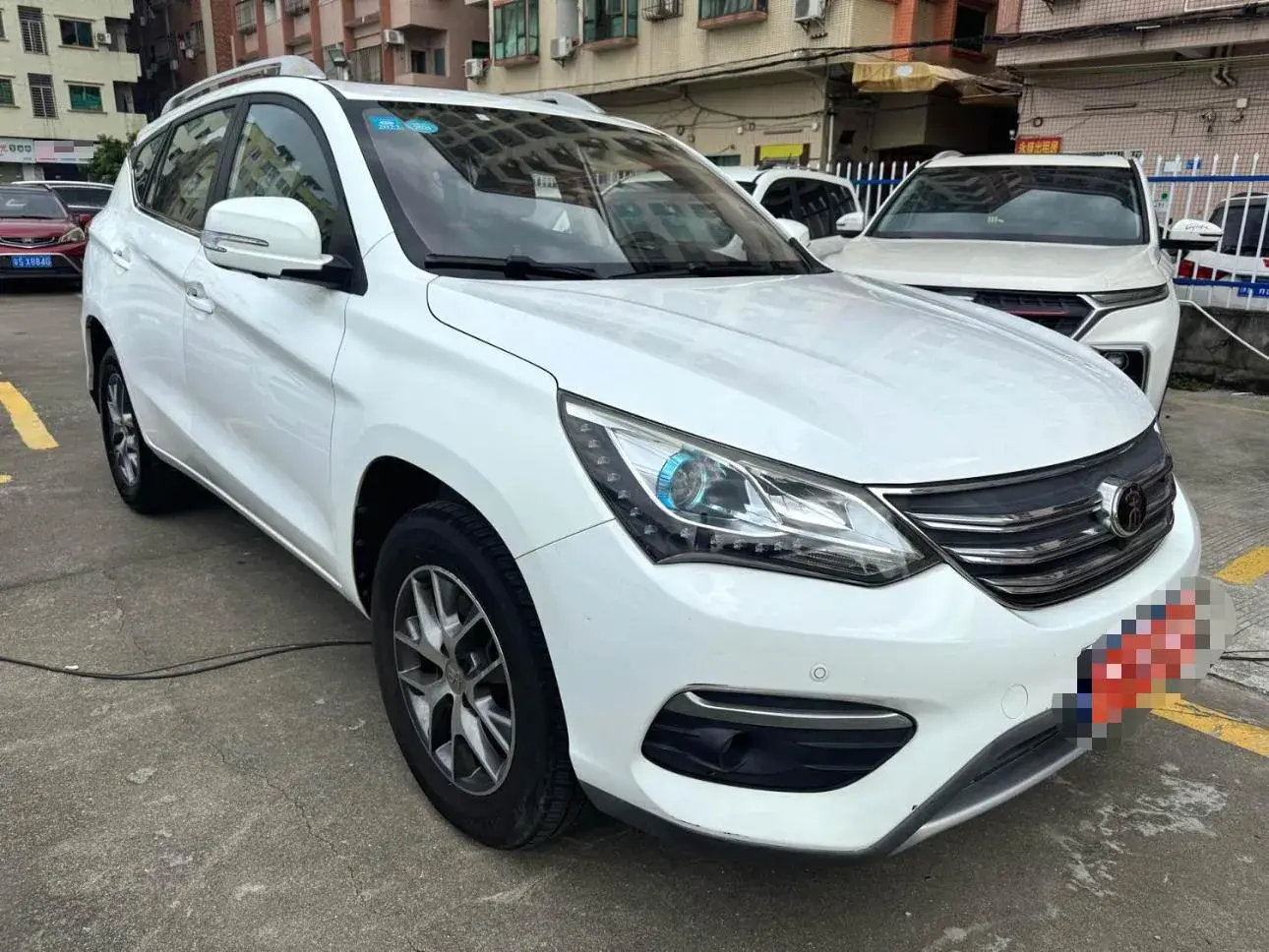 2018 BYD SONG thumbnail 3