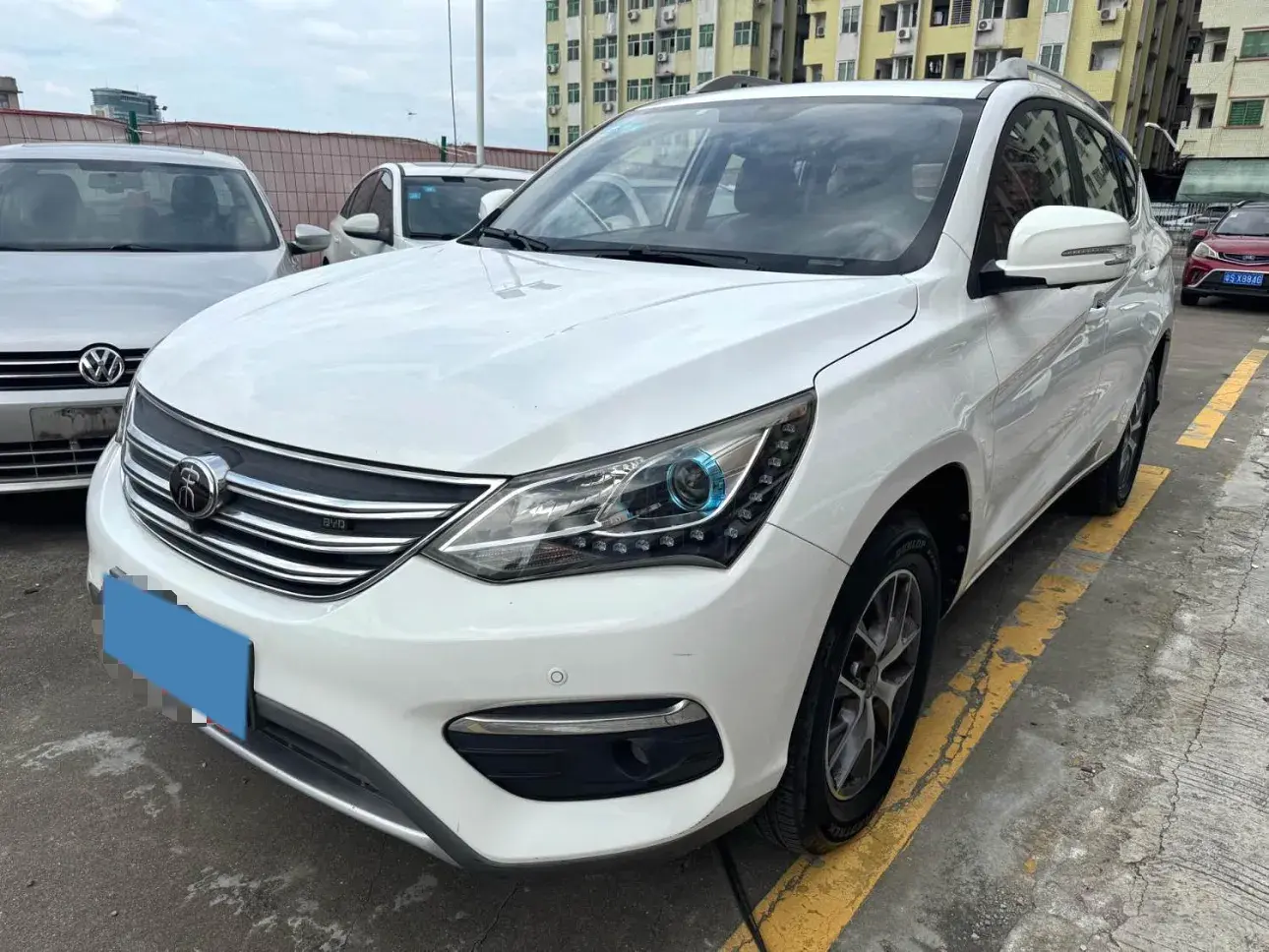 2018 BYD SONG view 1