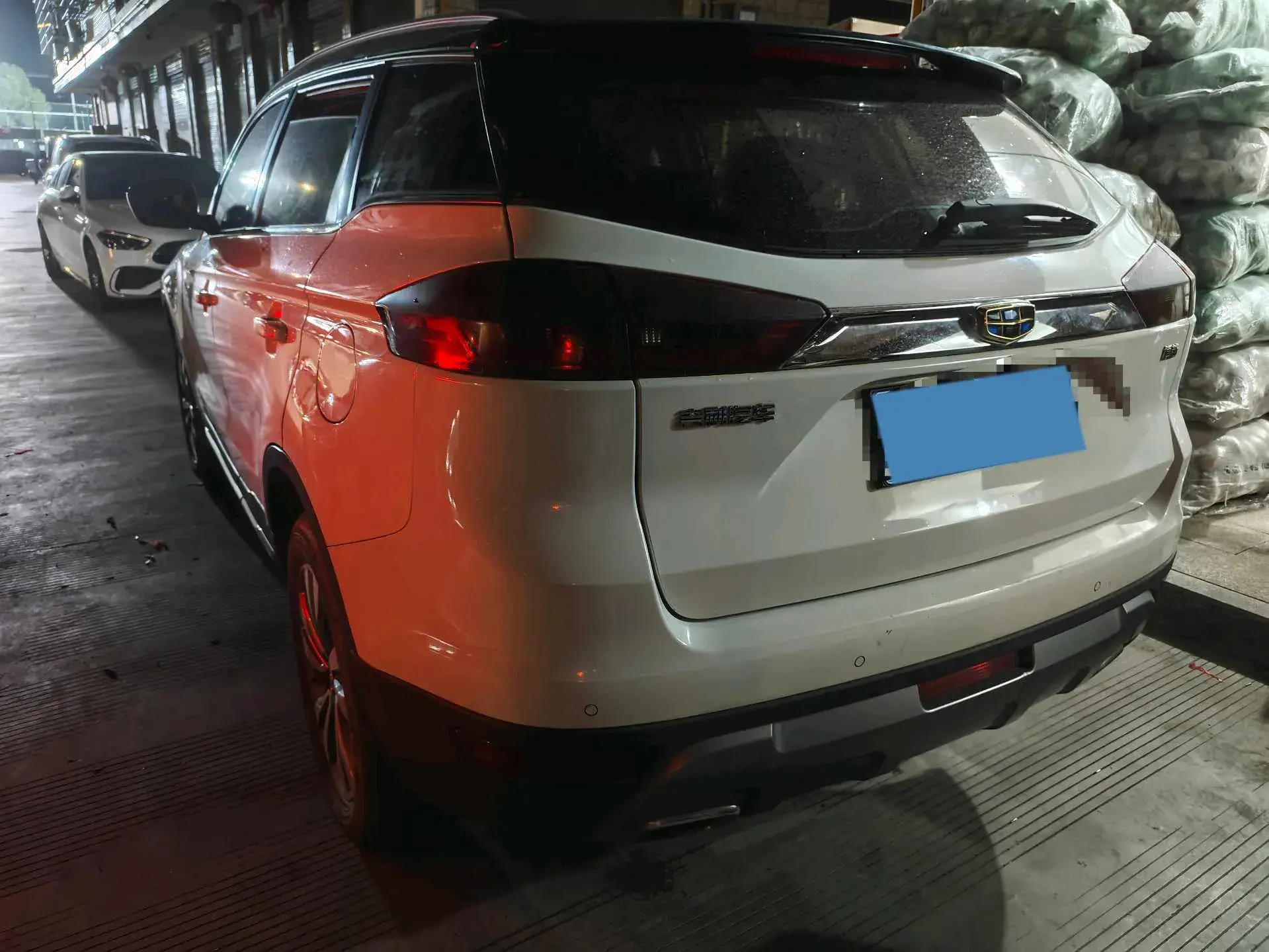 2018 GEELY AZKARRA thumbnail 3
