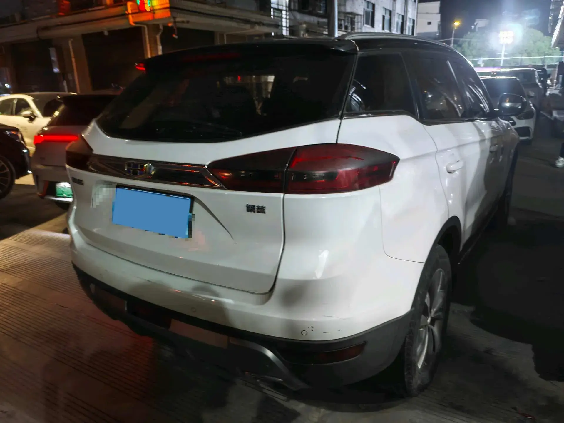2018 GEELY AZKARRA thumbnail 4