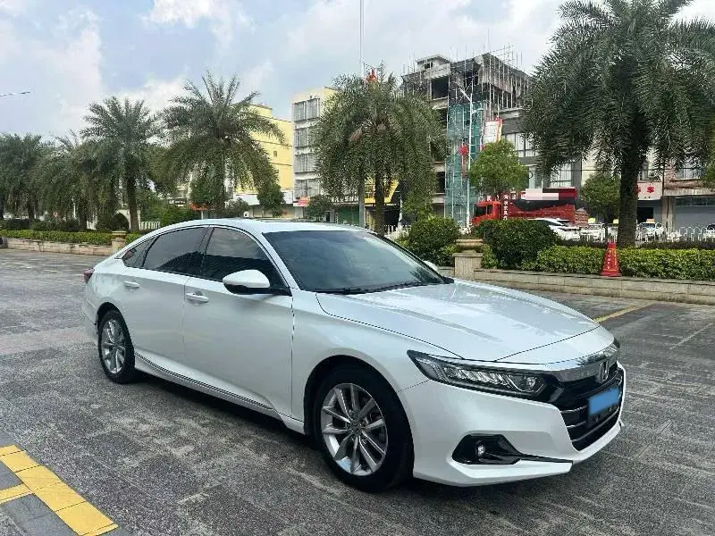 2022 HONDA ACCORD thumbnail 2