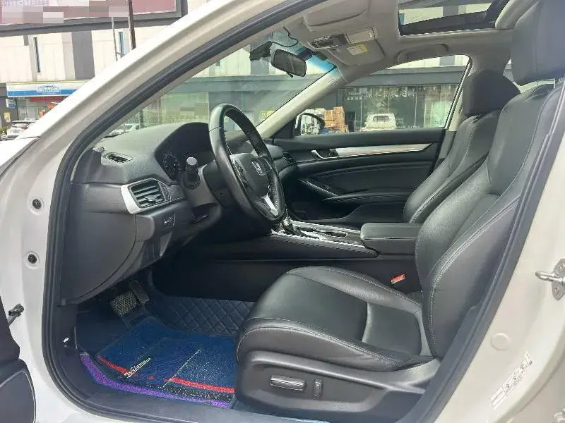 2022 HONDA ACCORD thumbnail 4