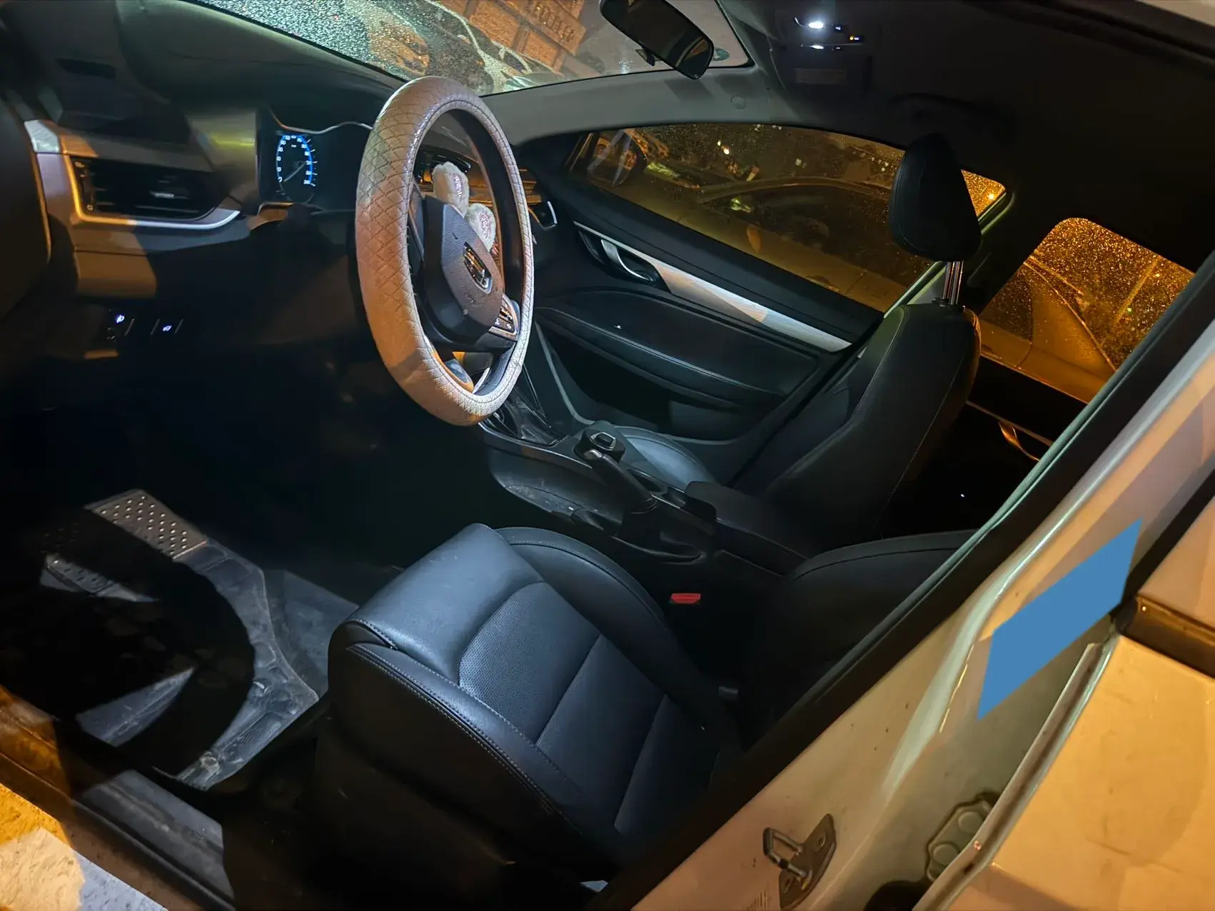 2020 GEELY EMGRAND thumbnail 4