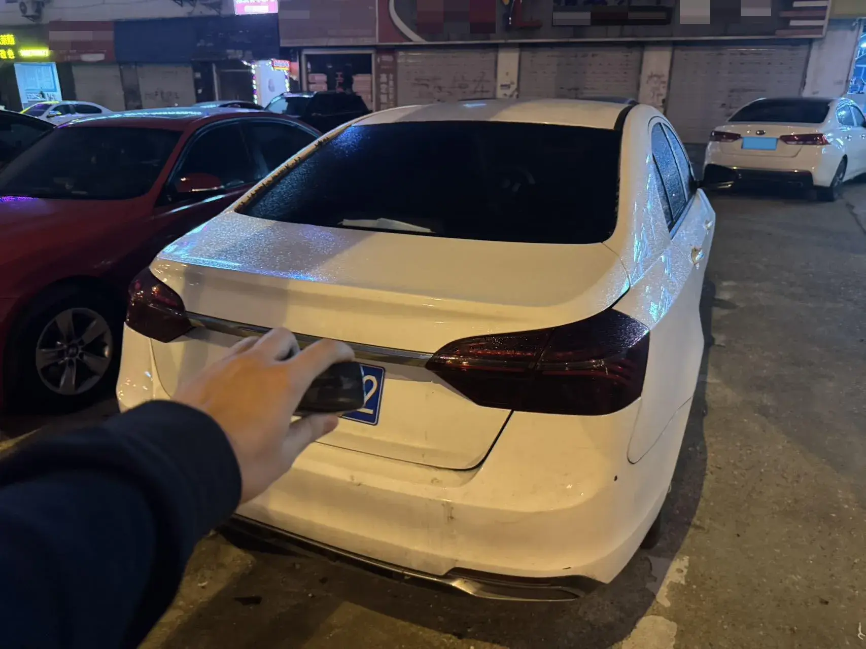 2020 GEELY EMGRAND thumbnail 3