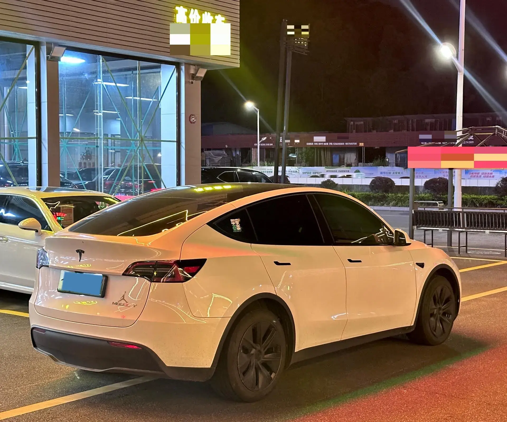 2024 TESLA MODEL thumbnail 3