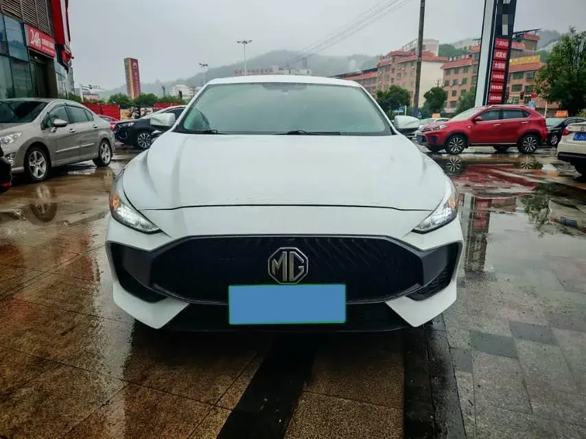 2023 MG 5 thumbnail 3