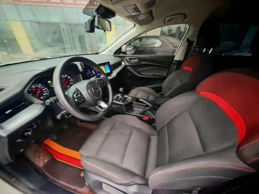 2023 MG 5 thumbnail 4