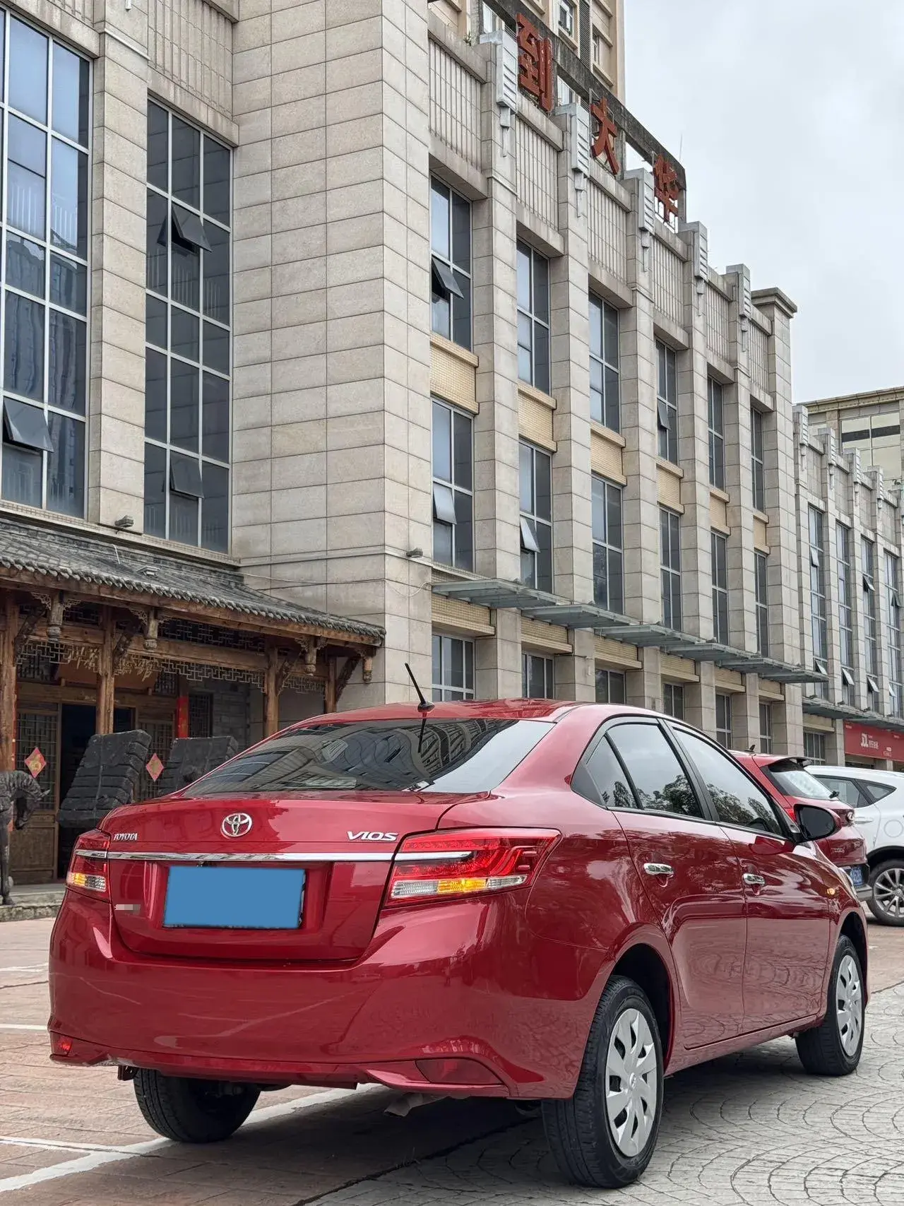 2019 TOYOTA VIOS thumbnail 3