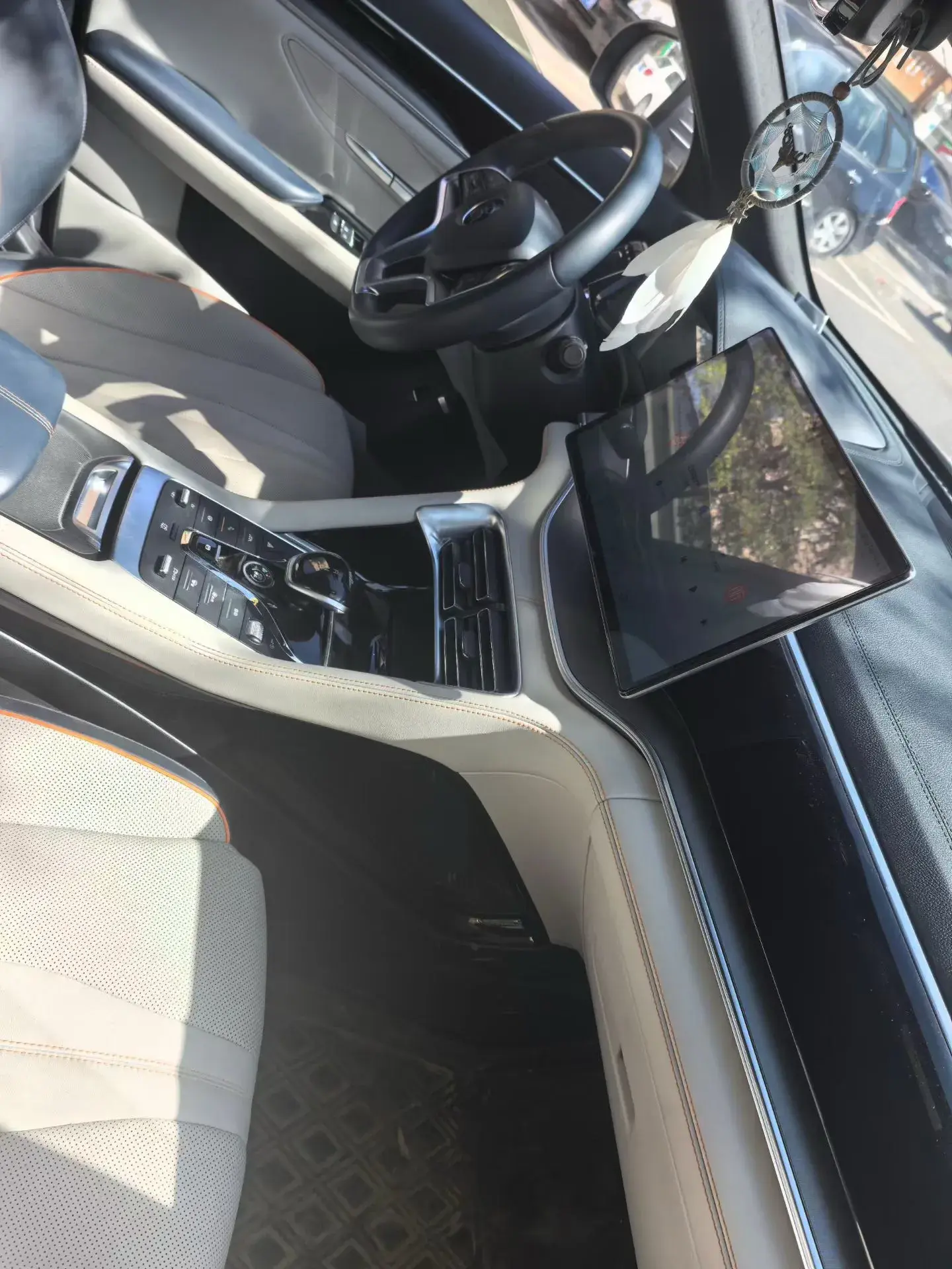 2022 BYD SONG thumbnail 3