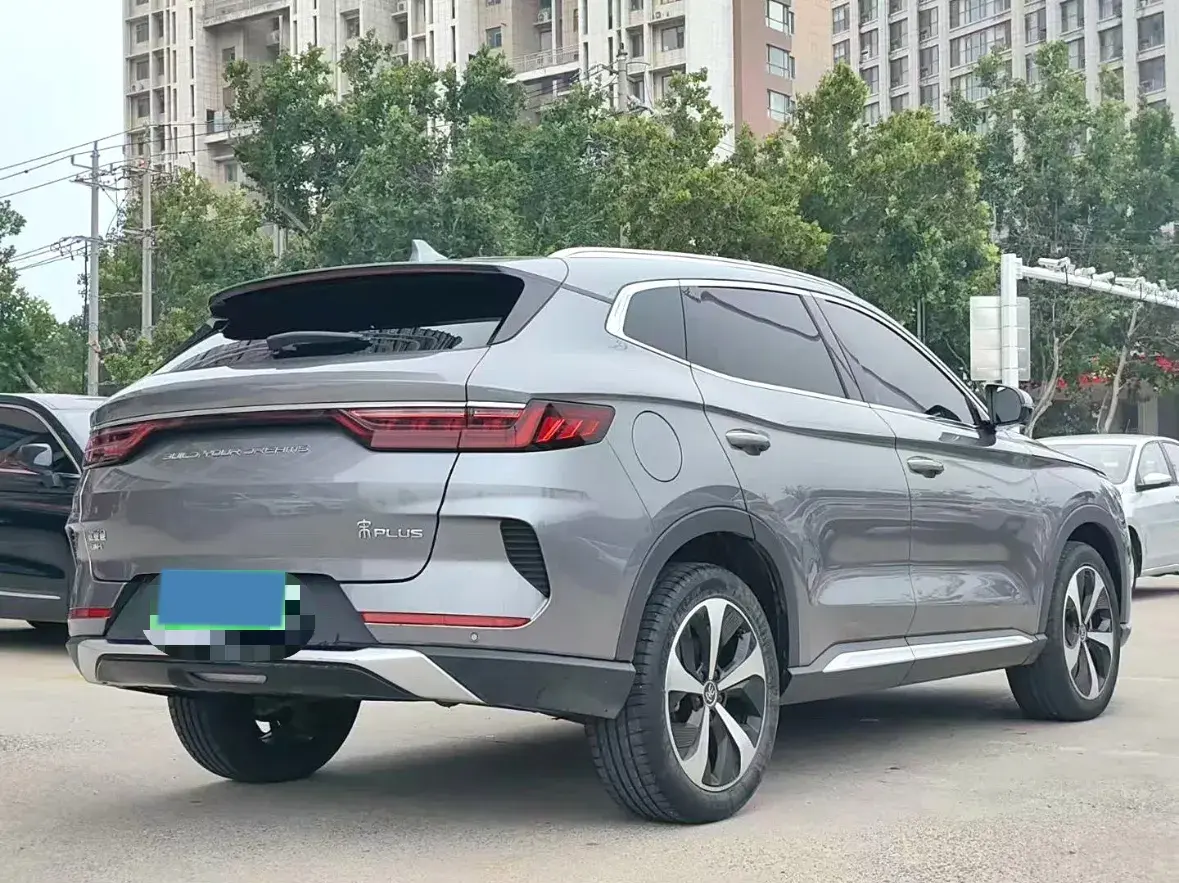 2022 BYD SONG thumbnail 2