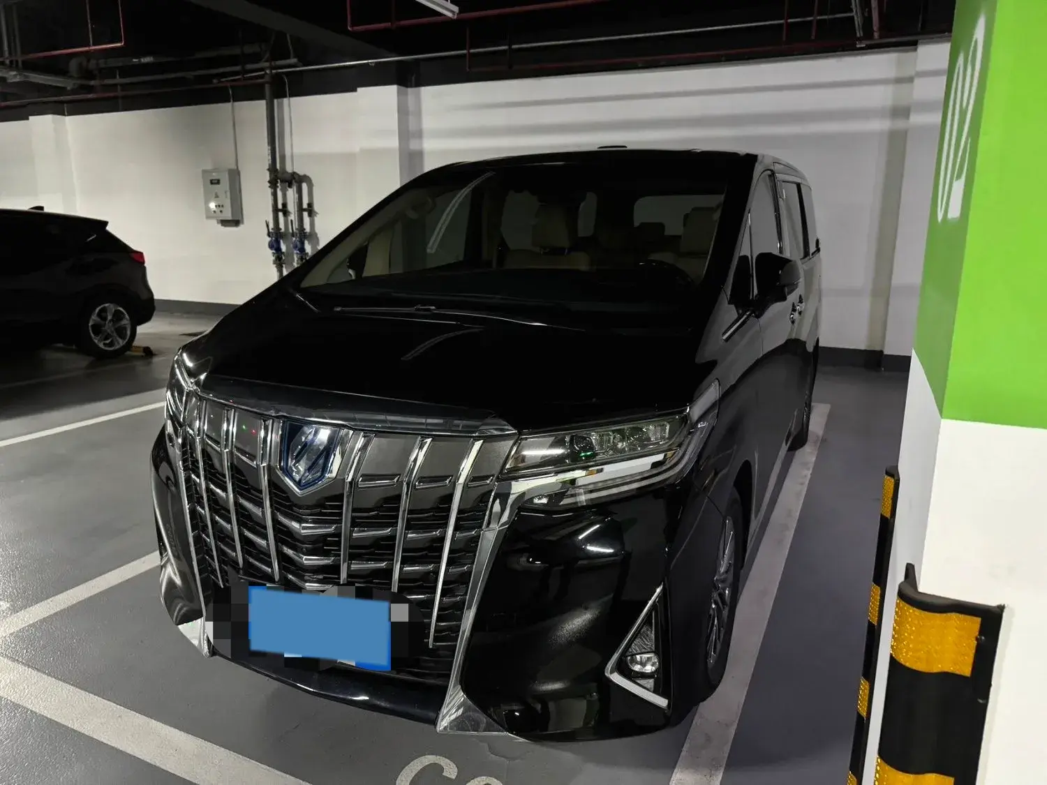 2020 TOYOTA ALPHARD view 1