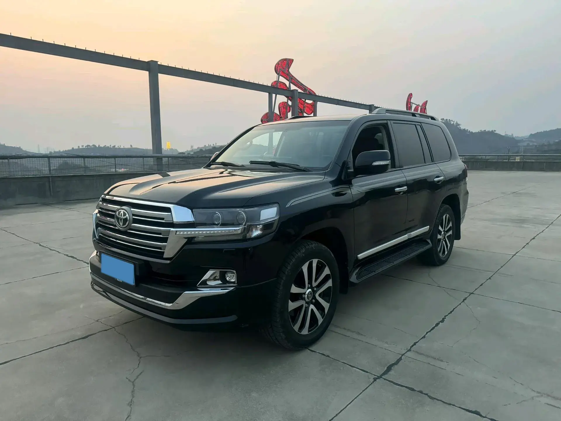 2019 CHEVROLET TRAX view 1