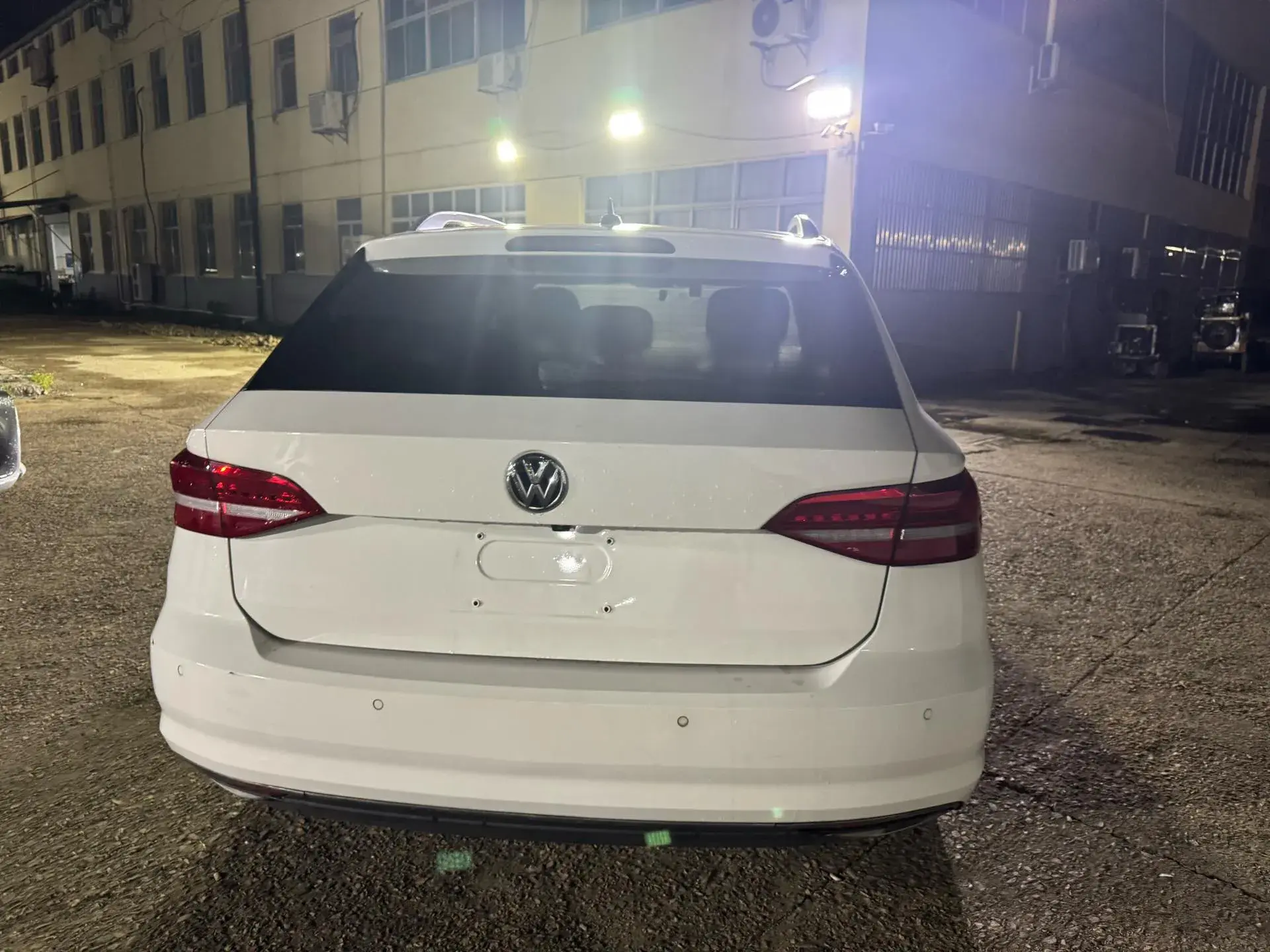 2019 VOLKSWAGEN LAVIDA thumbnail 4