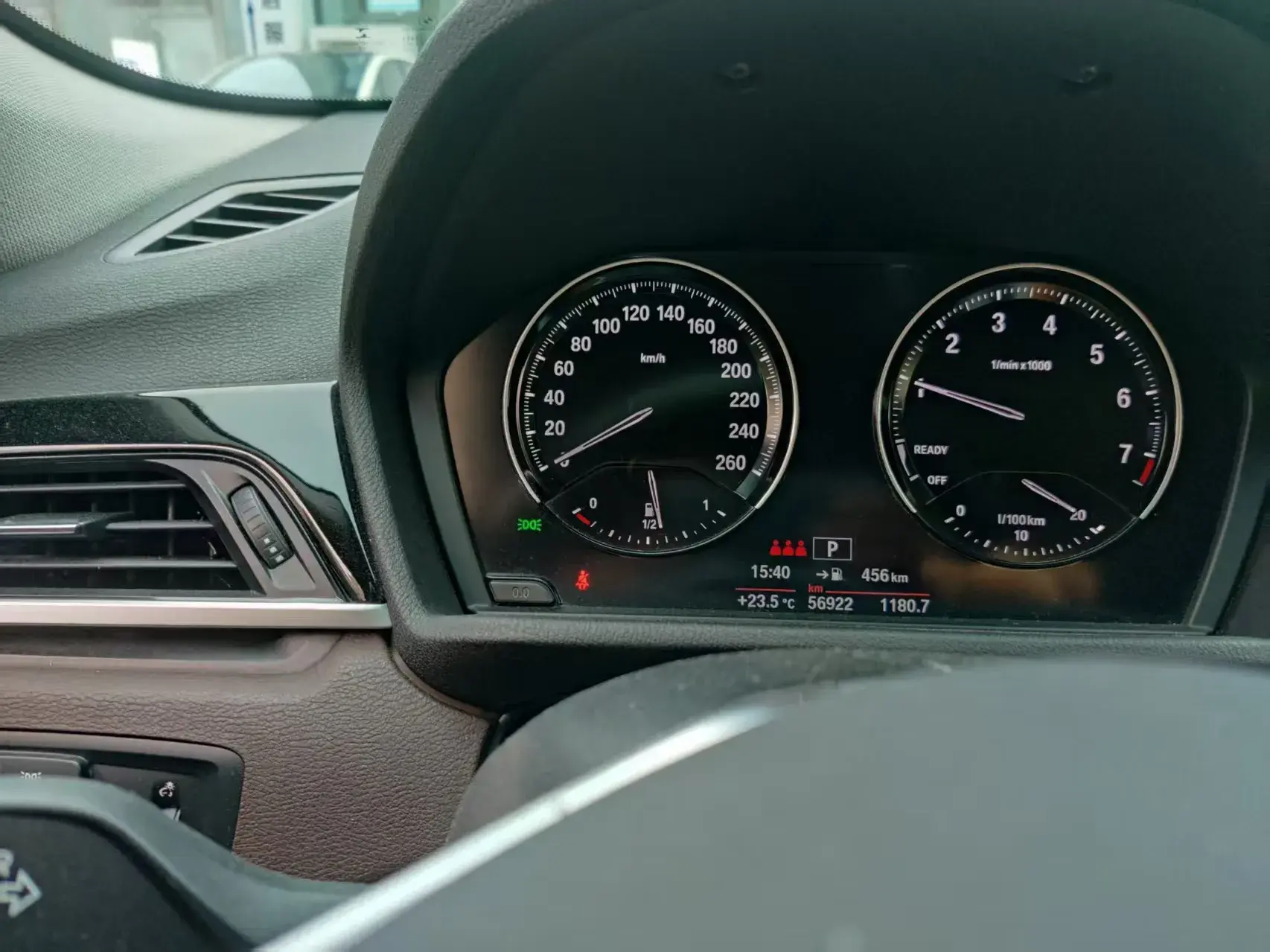 2020 BMW X2 thumbnail 4