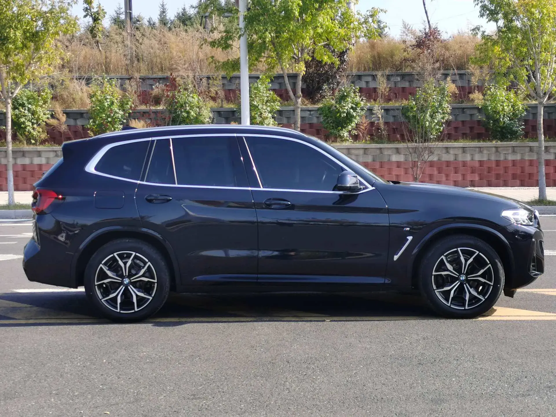 2022 BMW X3 thumbnail 4