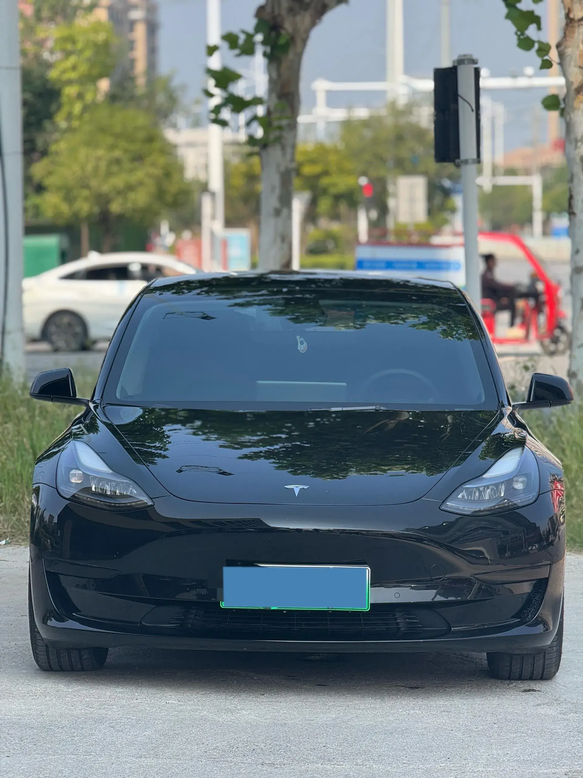 2022 TESLA MODEL thumbnail 3