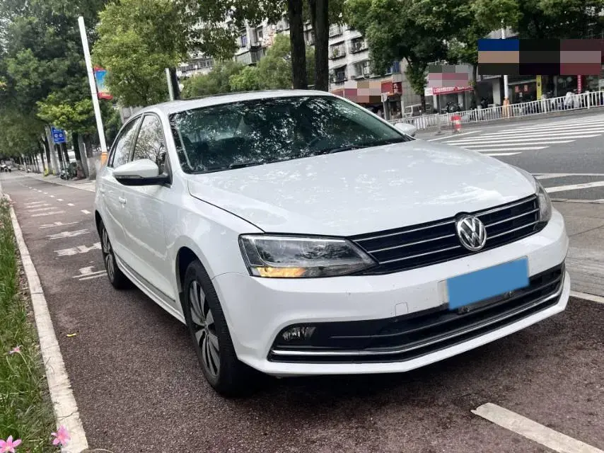 2018 VOLKSWAGEN SAGITAR thumbnail 3