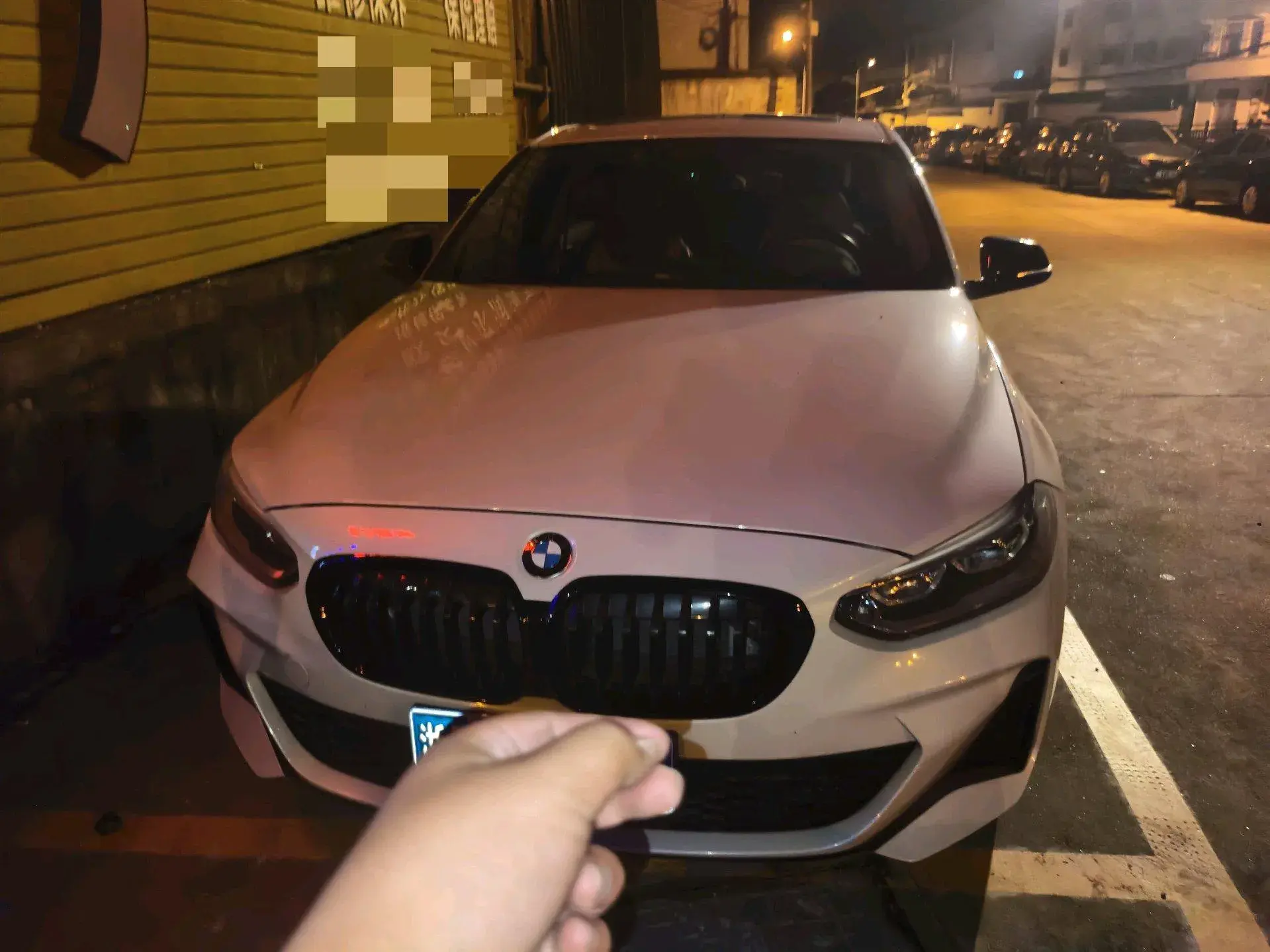 2021 BMW 1 thumbnail 3