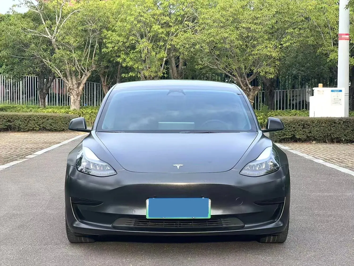 2022 TESLA MODEL thumbnail 2