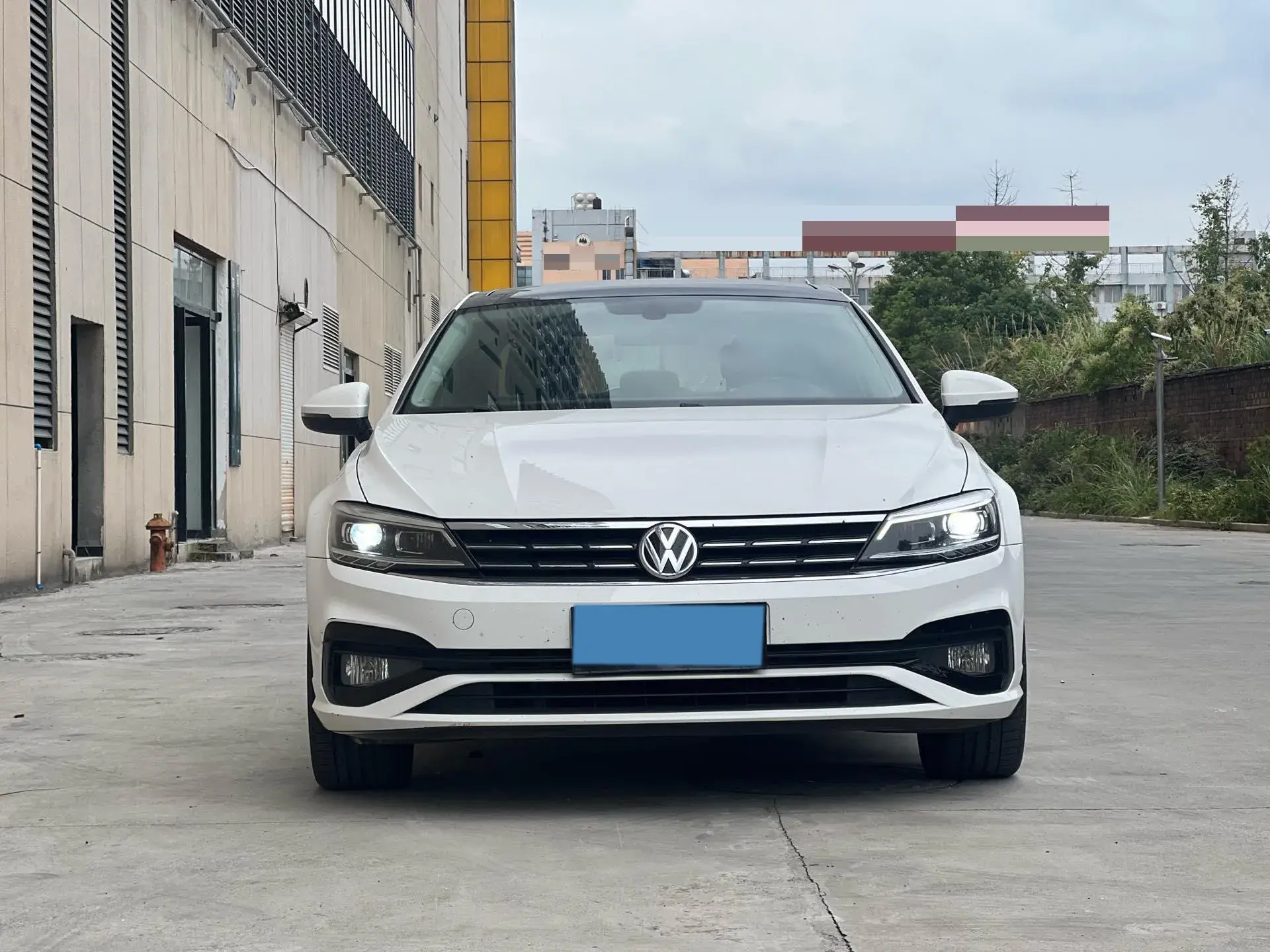 2019 VOLKSWAGEN LAMANDO thumbnail 2