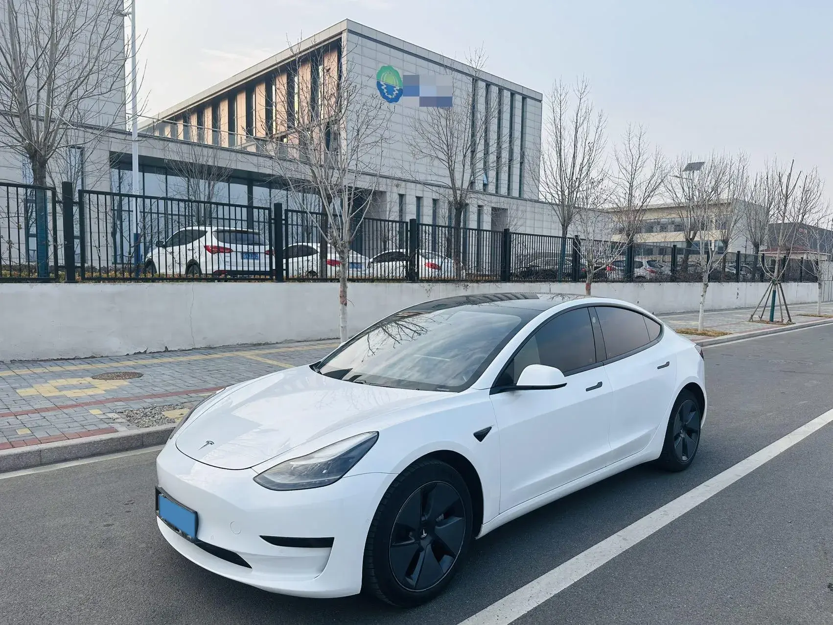 2021 TESLA MODEL view 1