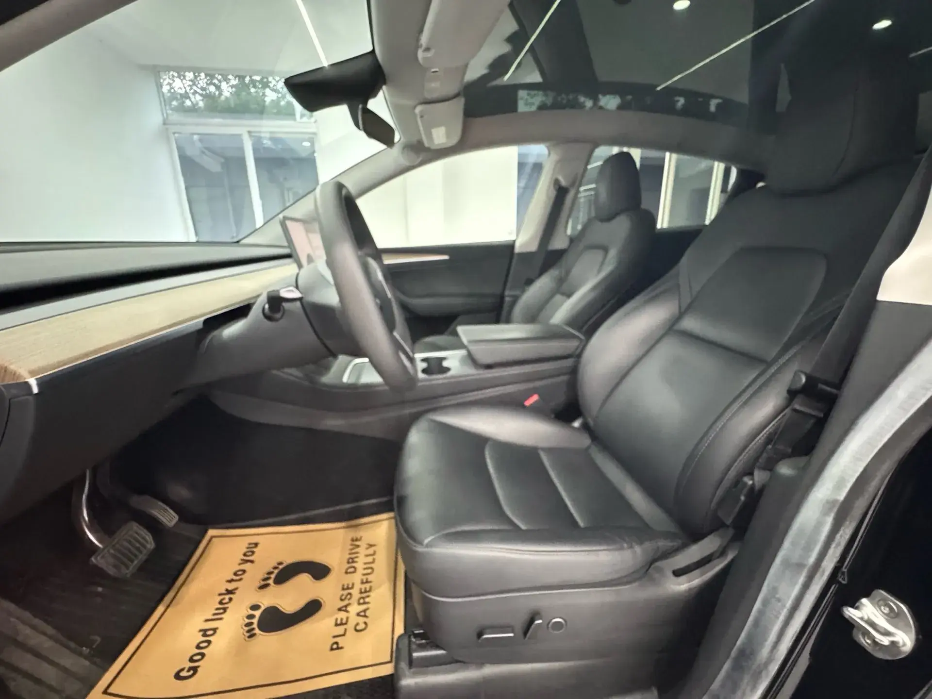 2022 TESLA MODEL thumbnail 4