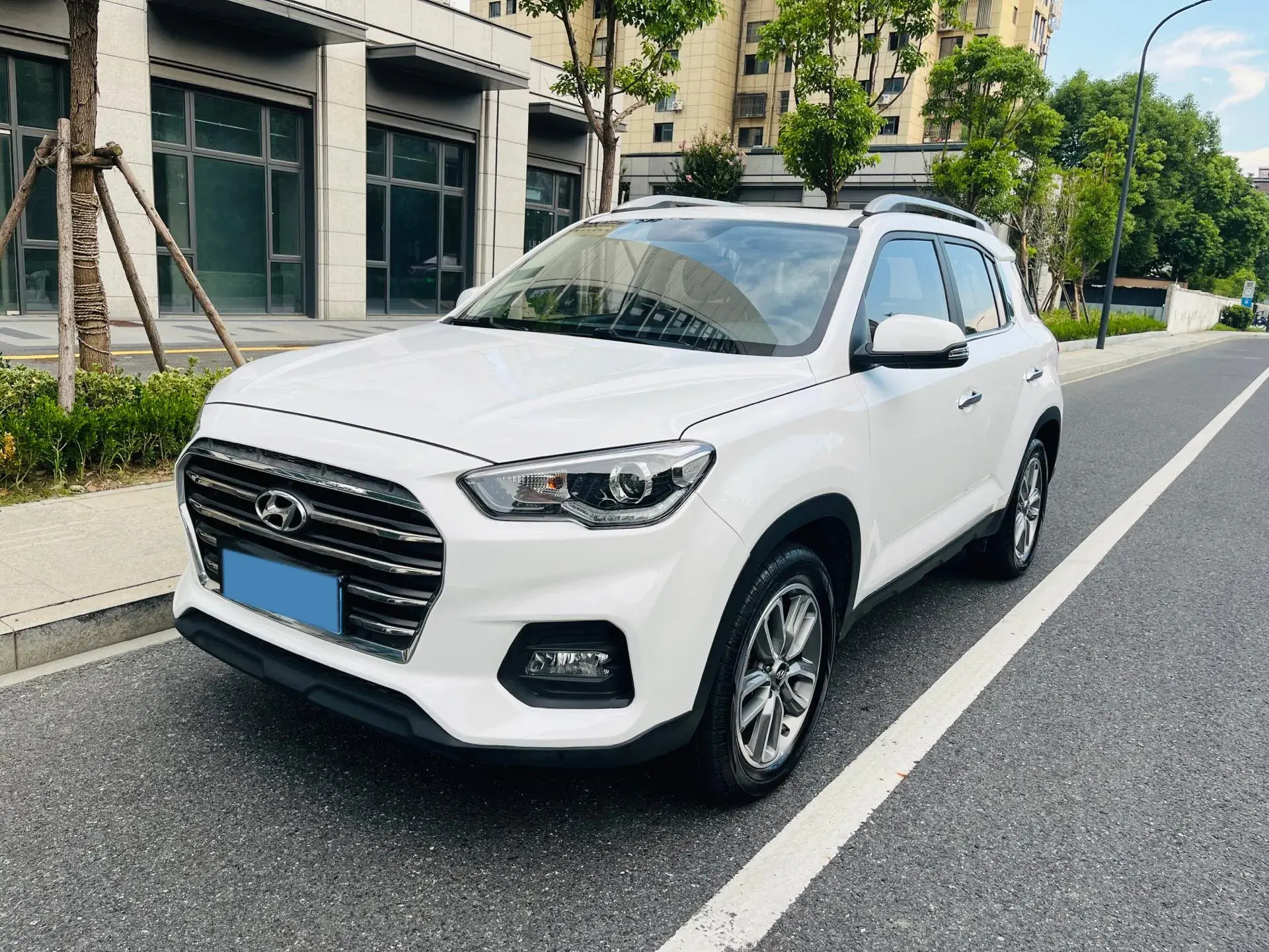2019 HYUNDAI IX35 view 1