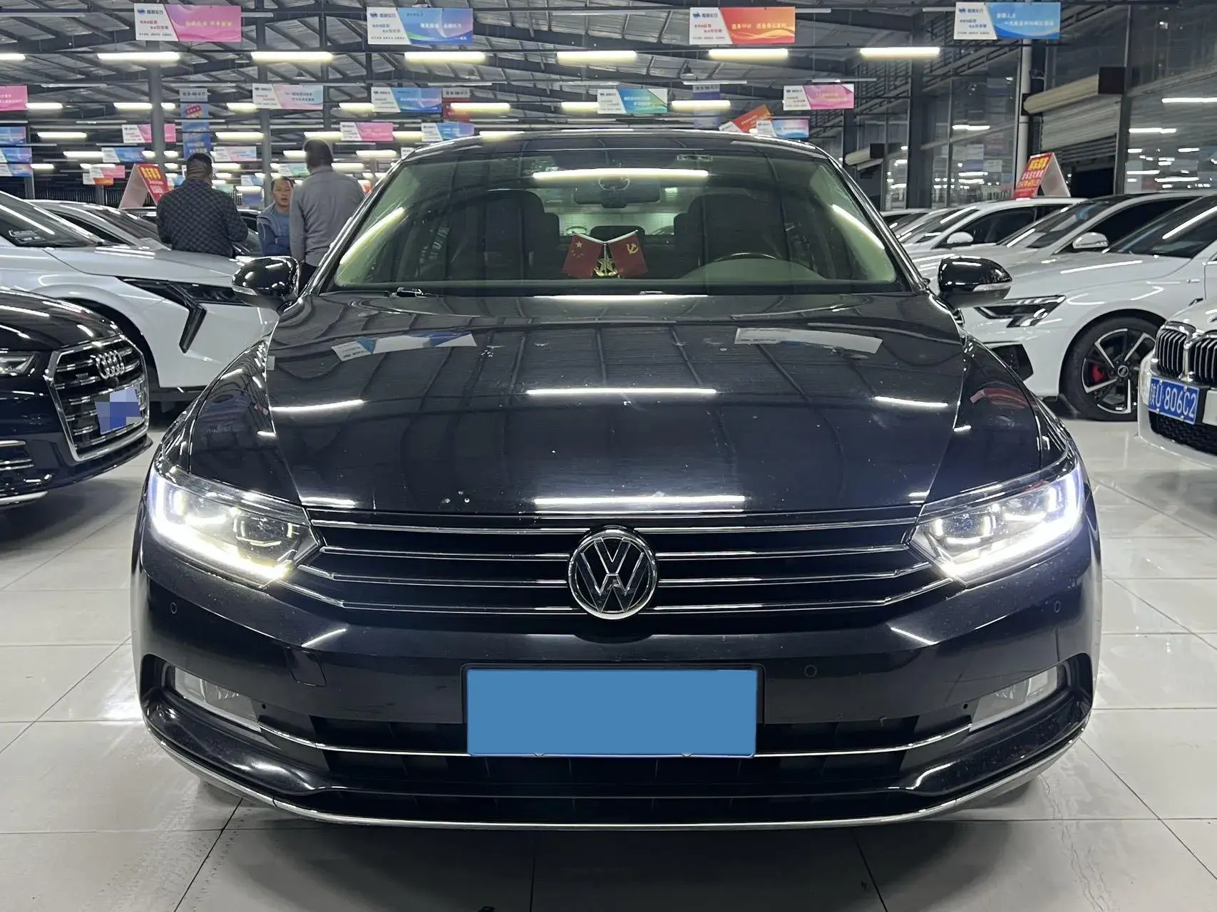 2018 VOLKSWAGEN MAGOTAN thumbnail 2