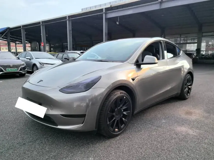 2022 TESLA MODEL view 1