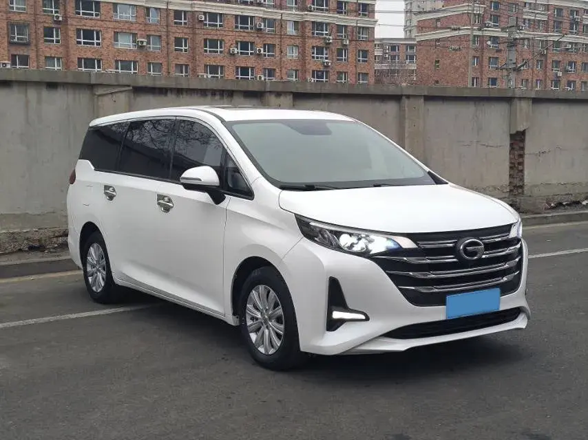 2021 GAC TRUMPCHI thumbnail 3